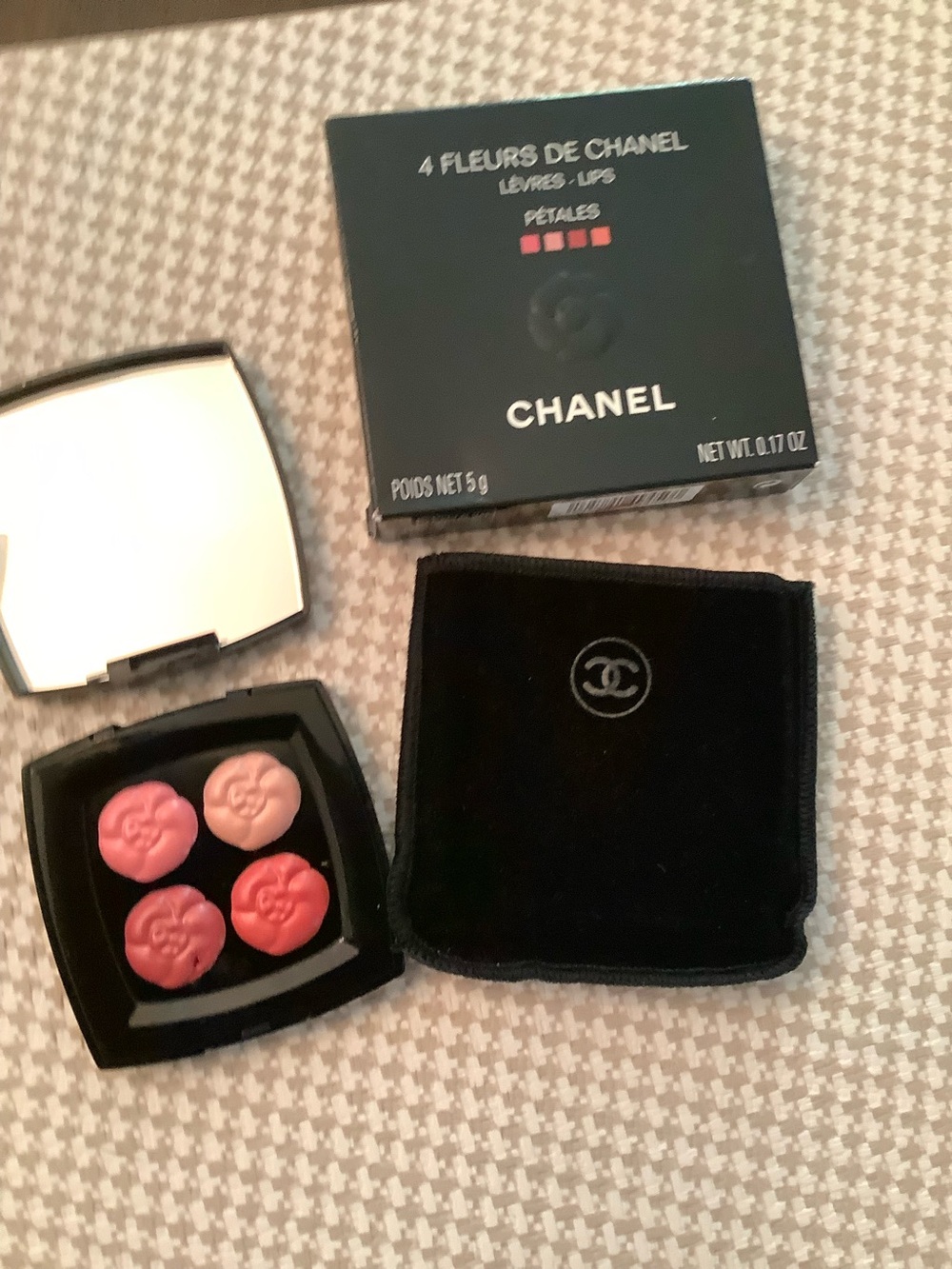 CHANEL Satin Cream Lips Colours COLLECTABLE